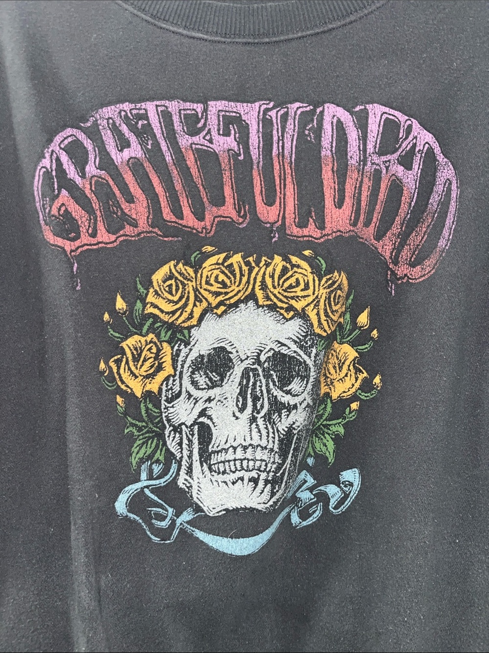 Oversized American Eagle Black Grateful Dead Skull Sweatshirt with Roses XS - Picture 3 of 4